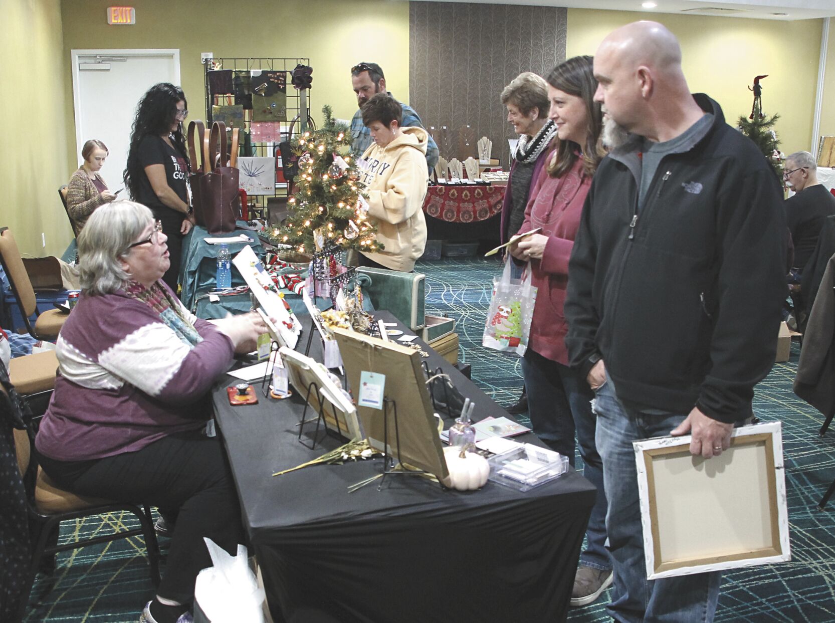 Strong turnout for MAG Holiday Sale